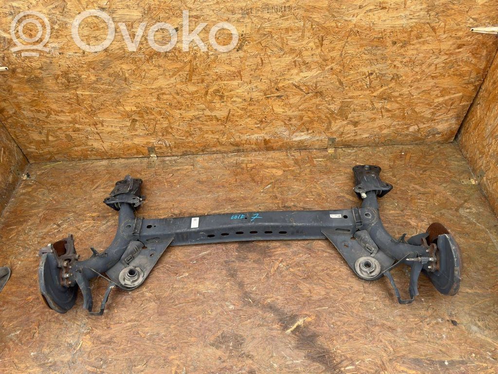 Volkswagen Golf VII Belka osi tylnej z reduktorem 