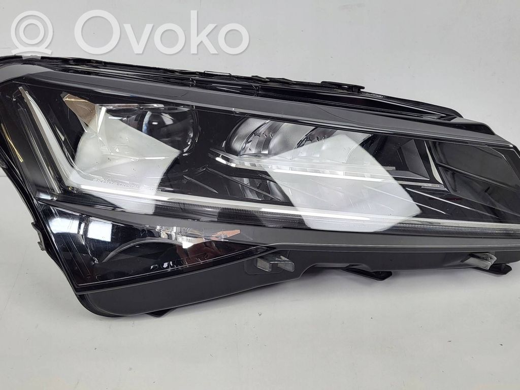 Skoda Superb B8 (3V) Scheinwerfer 