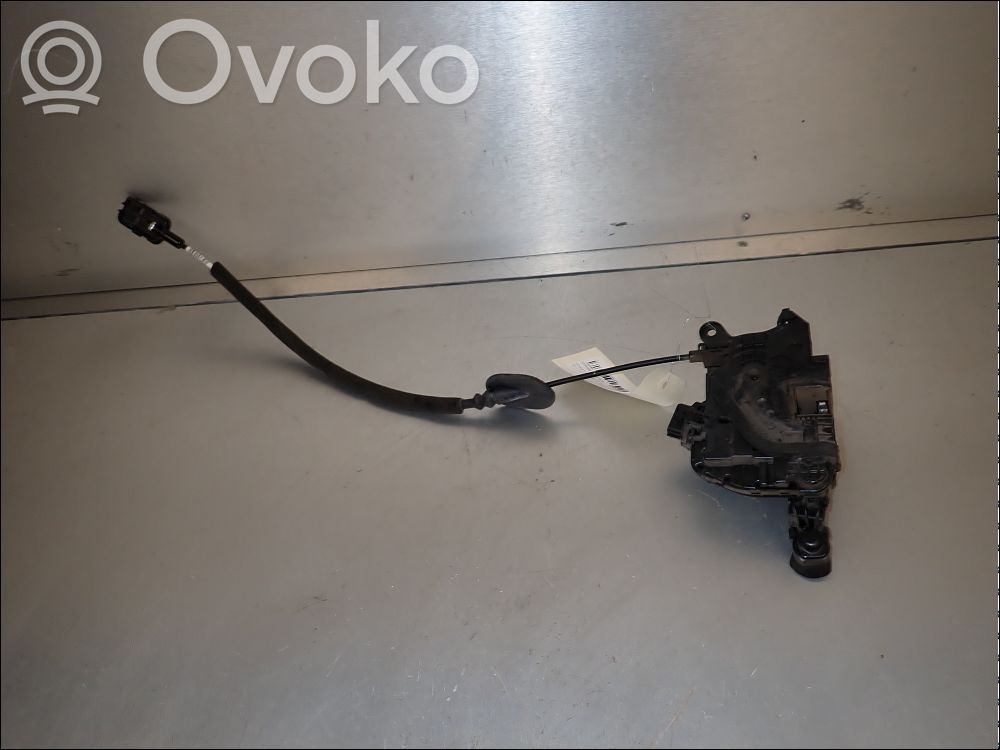 Renault Captur Priekinė durų spyna 