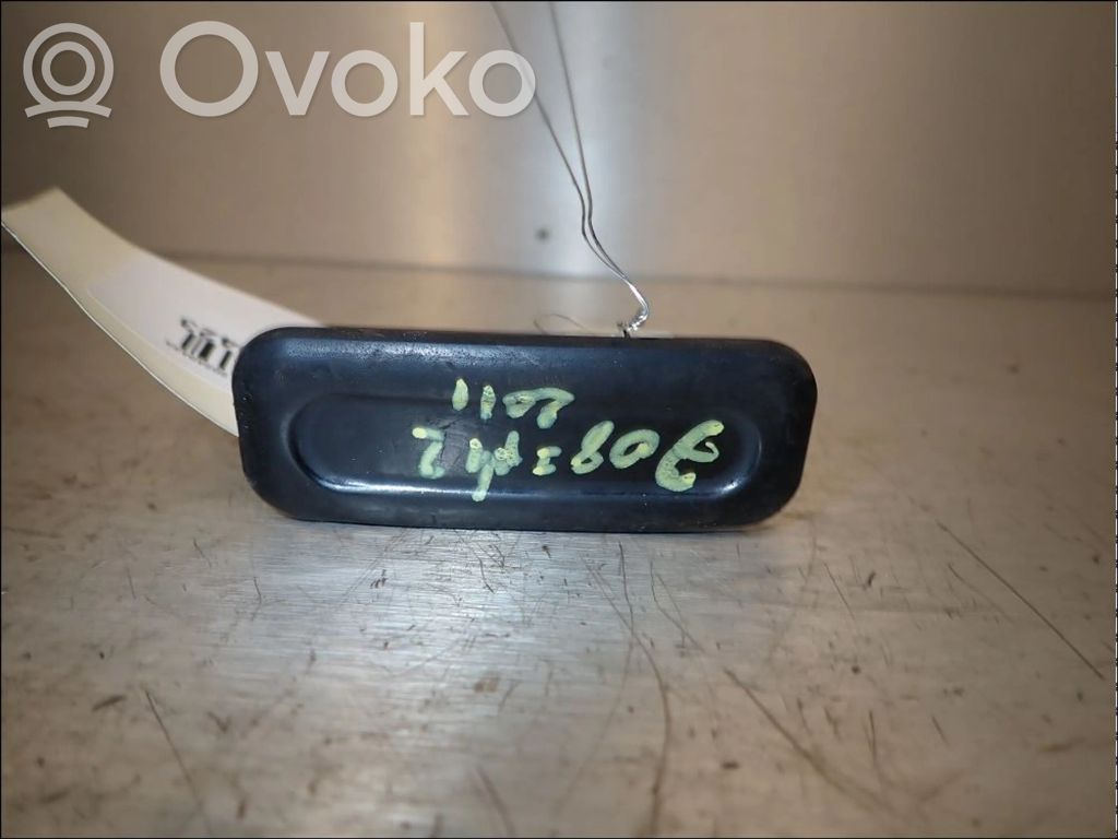 Peugeot 308 Tailgate boot lock/latch motor 