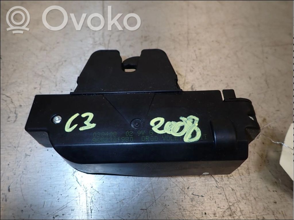 Tailgate/trunk/boot lock/catch/latch   871982