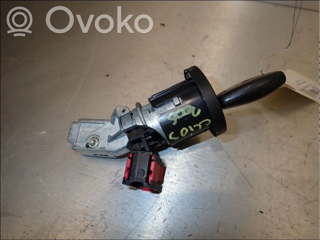 Renault Clio III Steering wheel lock 