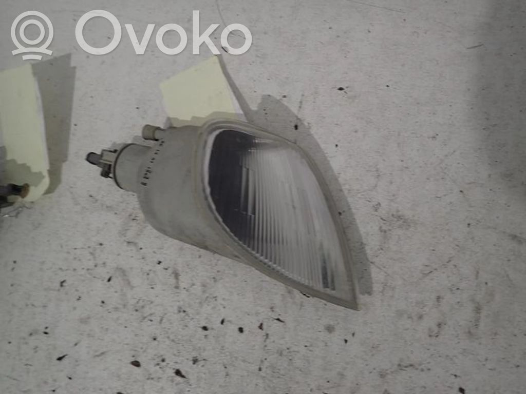 Citroen Saxo Front indicator light 