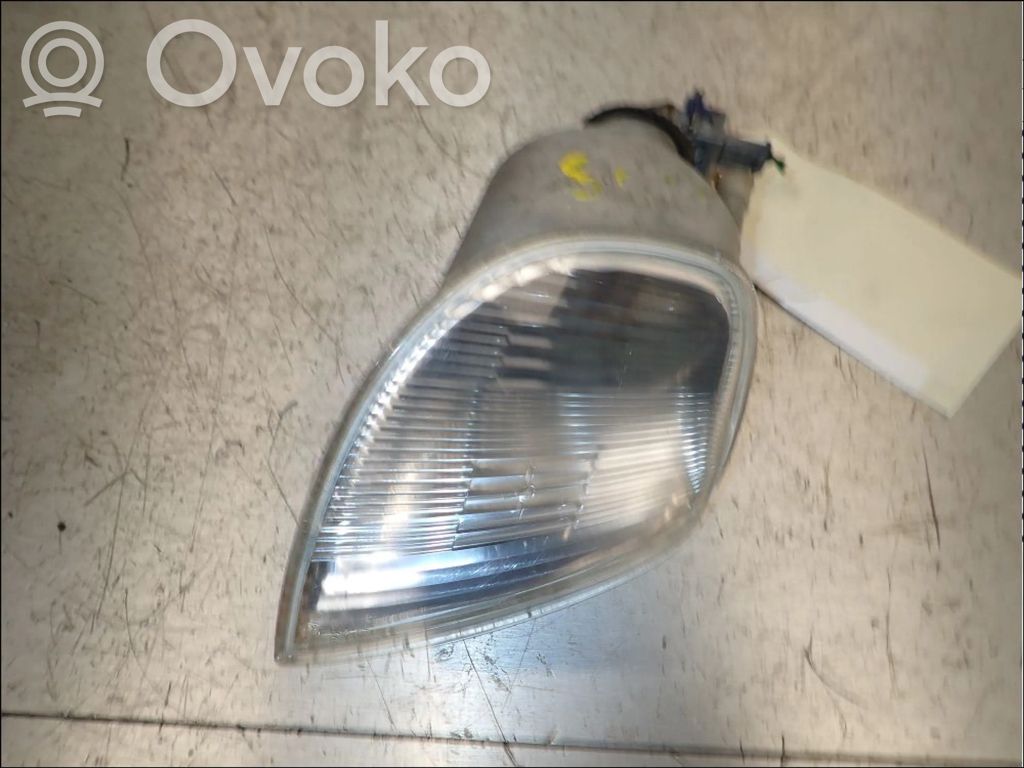 Citroen Saxo Front indicator light 