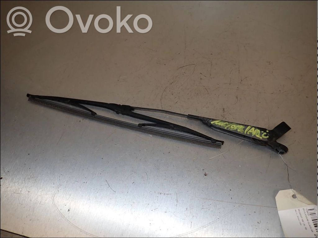 Peugeot 106 Brazo del limpiaparabrisas trasero 