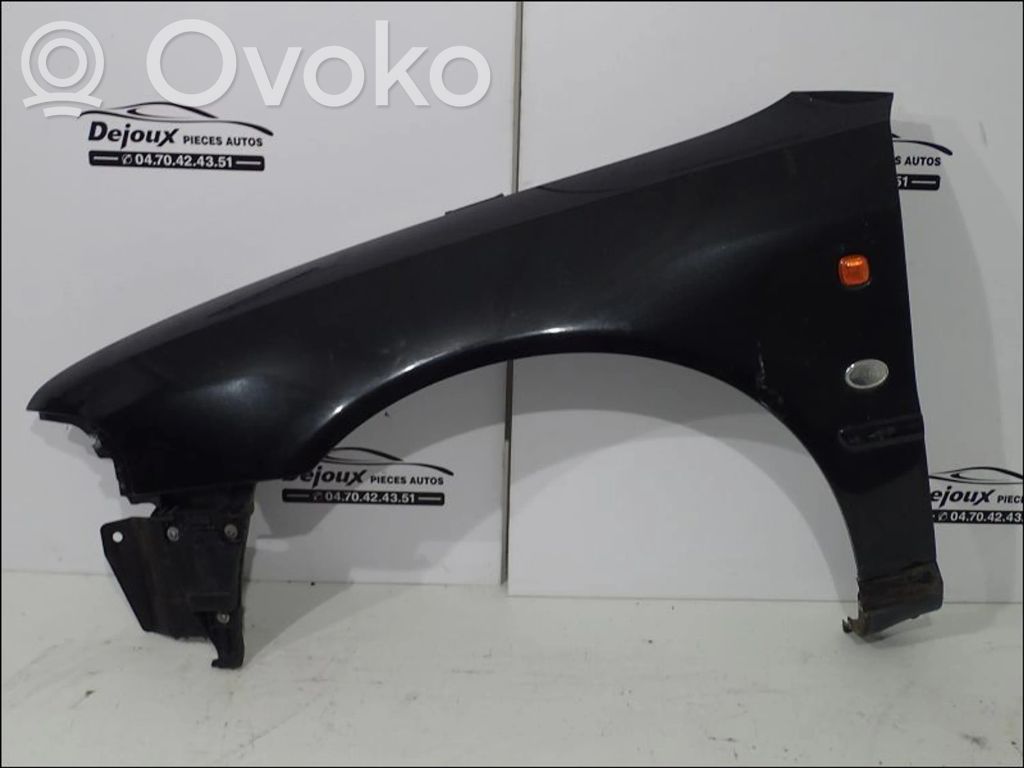 Audi A4 S4 B5 8D Guardabarro 