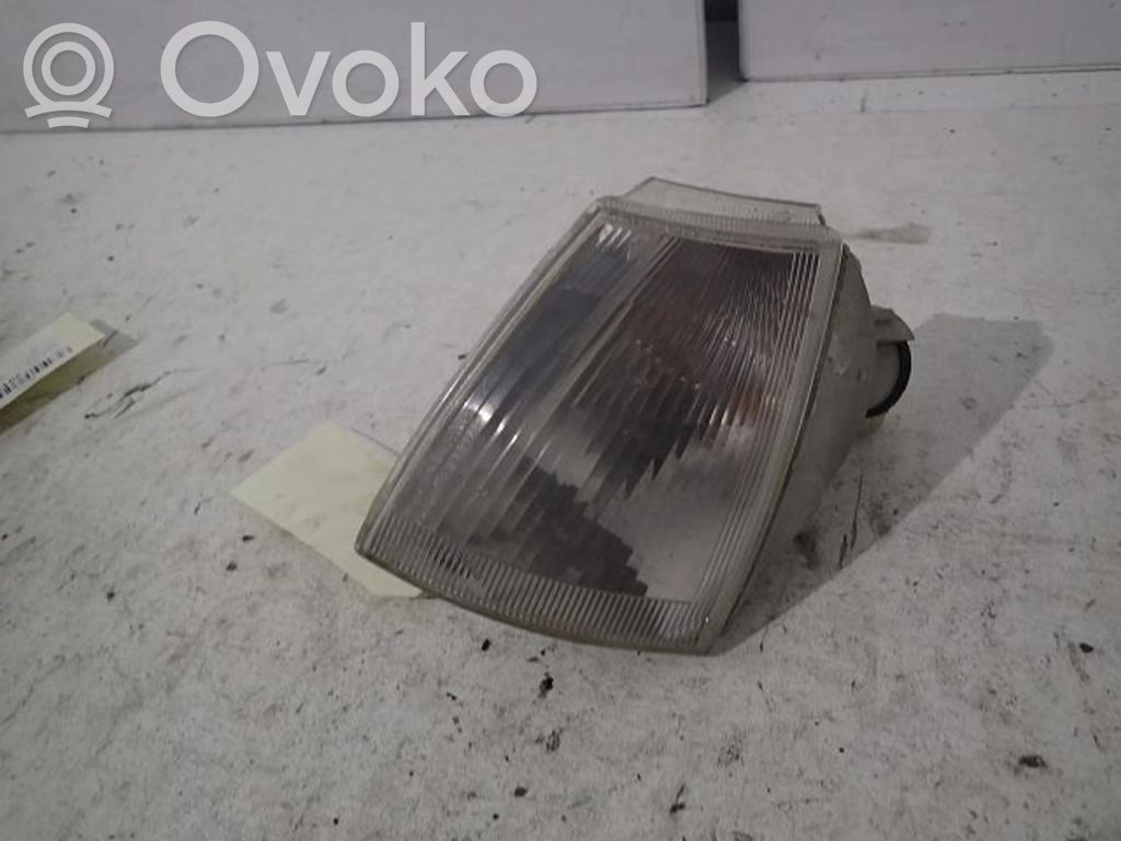 Renault Clio I Front indicator light 