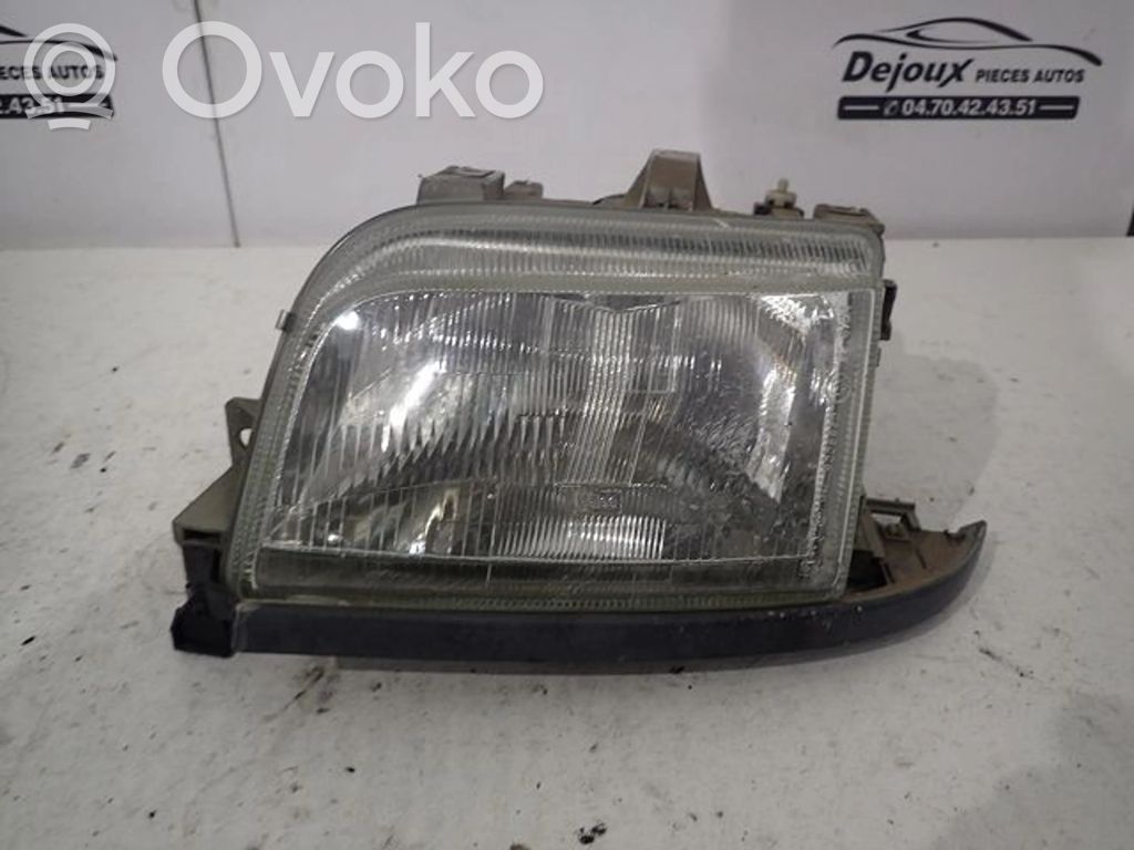 Renault Clio I Scheinwerfer 