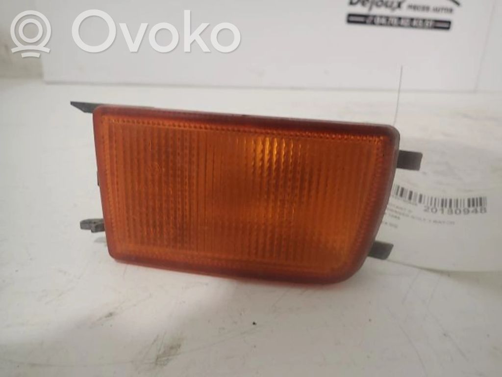 Volkswagen Golf III Kierunkowskaz przedni 