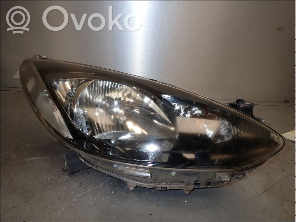 Mazda 2 Headlight/headlamp 