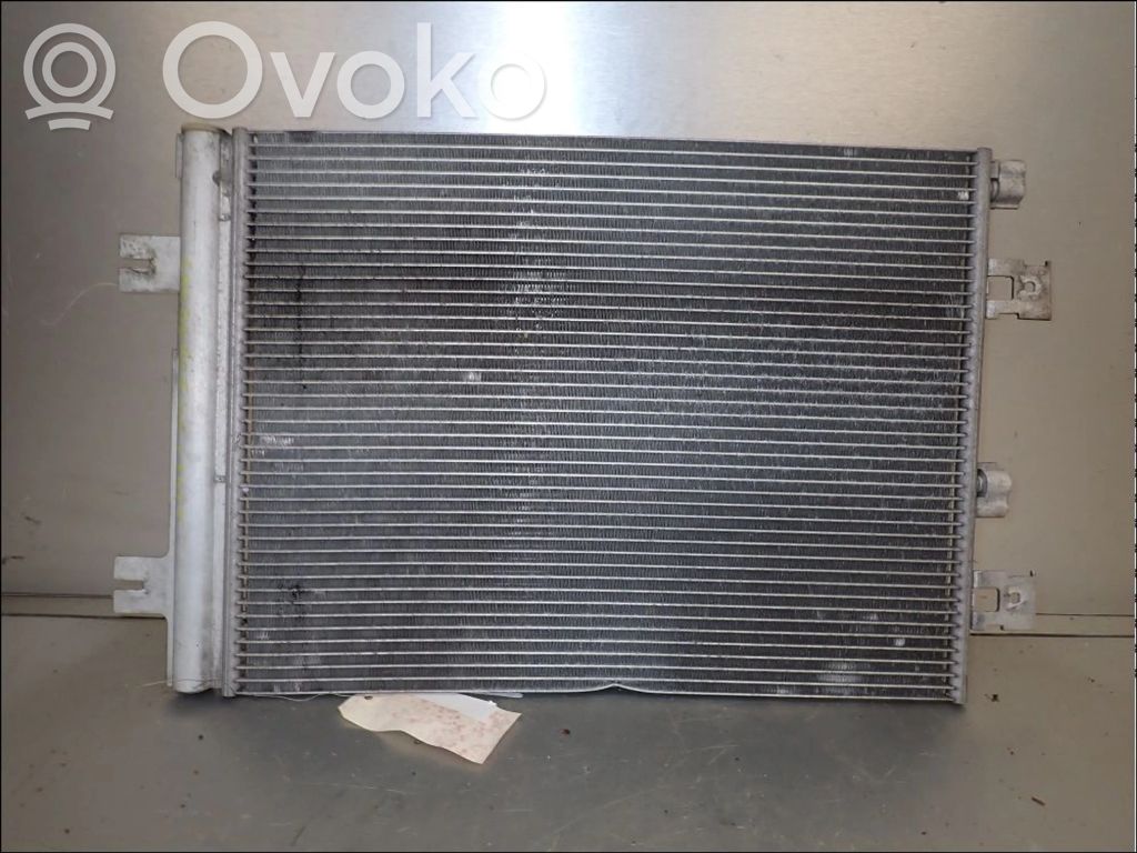Dacia Sandero Radiateur condenseur de climatisation 