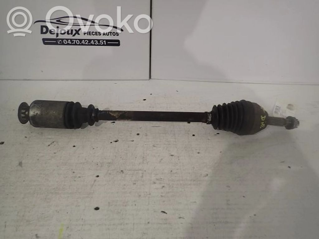 Renault Clio I Etuvetoakseli 