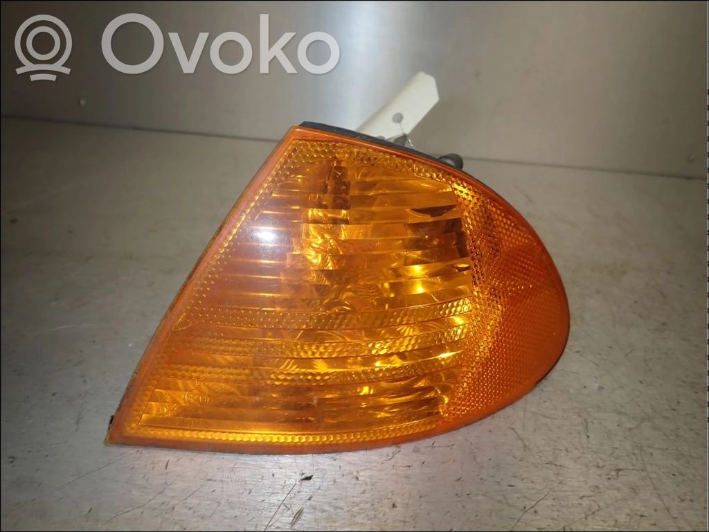 Front indicator light   63137165849