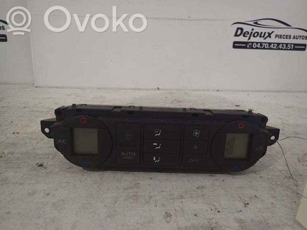 Climate control unit   1698890