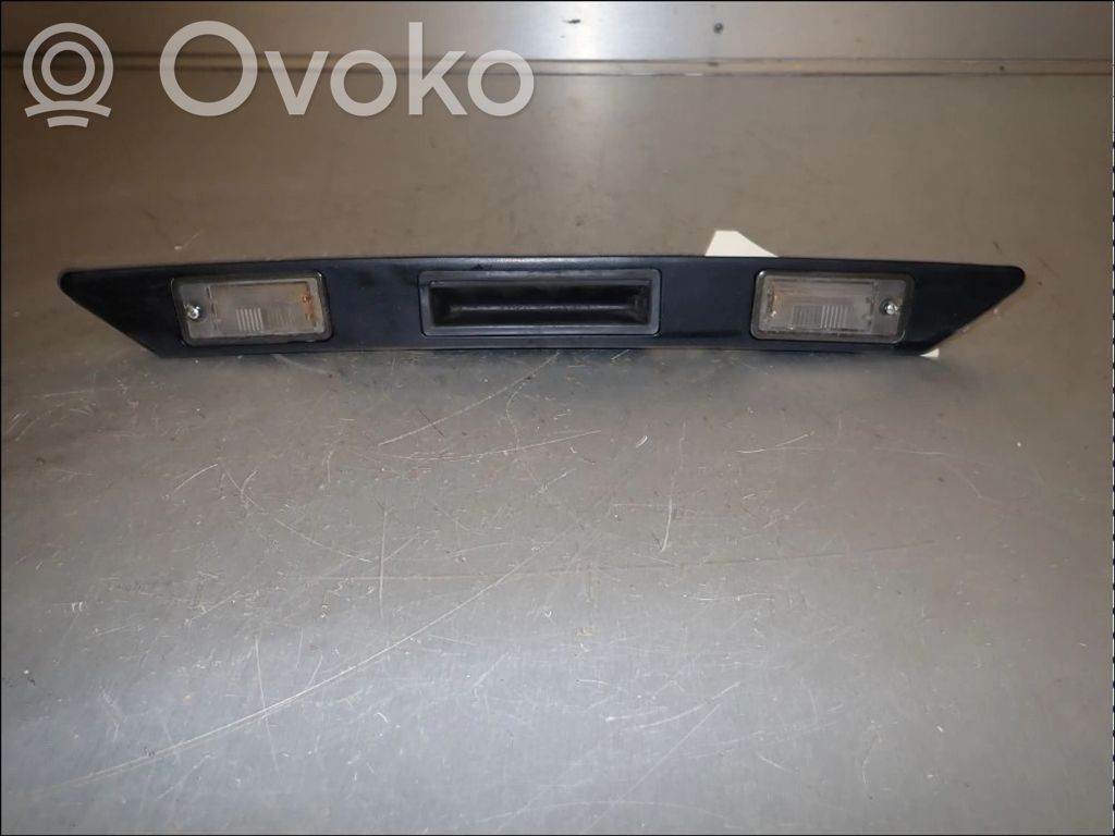 Audi A3 S3 A3 Sportback 8P Siłownik zamka tylnej klapy bagażnika 