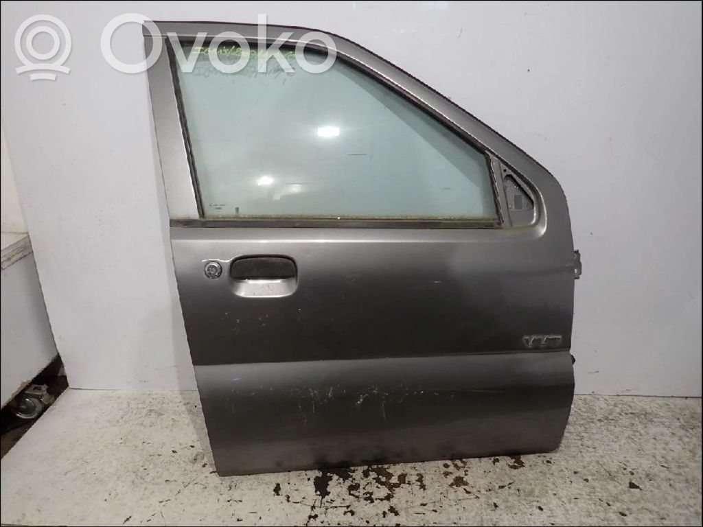 Suzuki Ignis Puerta delantera 