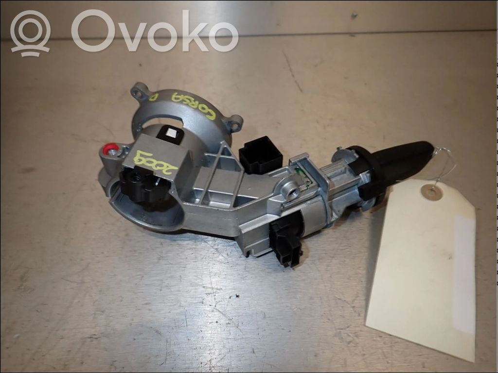 Opel Corsa D Vairo užraktas 