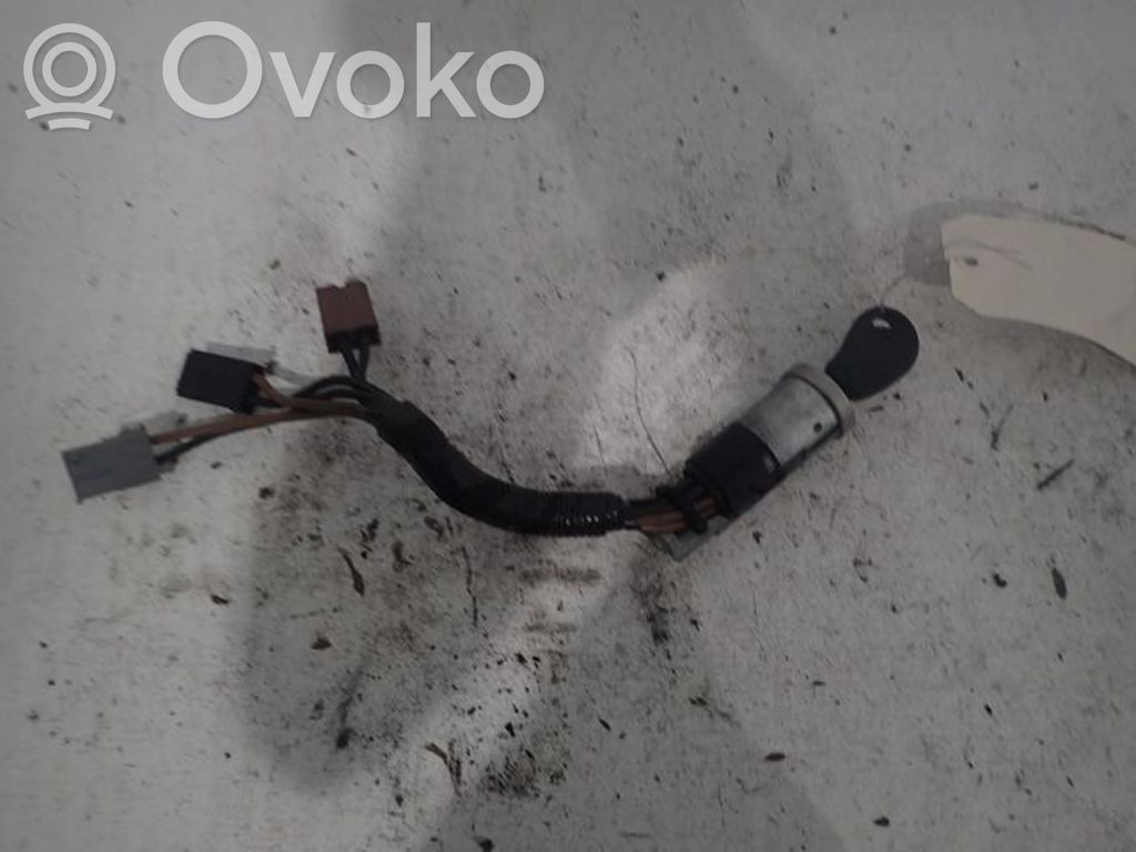 Citroen Xantia Vairo užraktas 