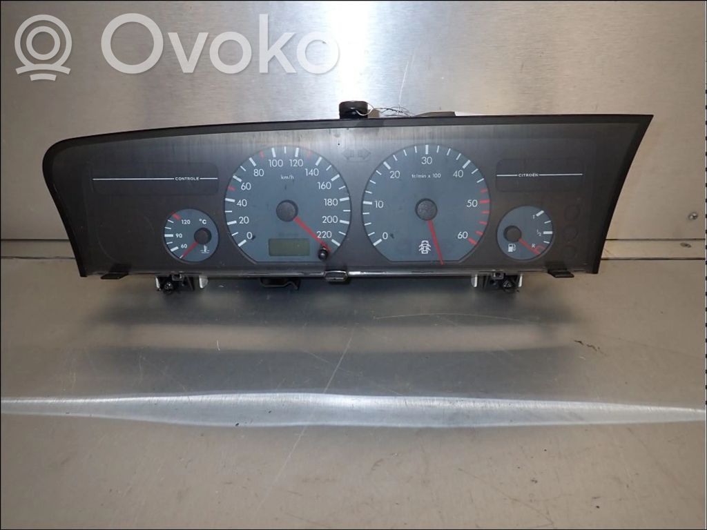 Citroen Xantia Licznik / Prędkościomierz 