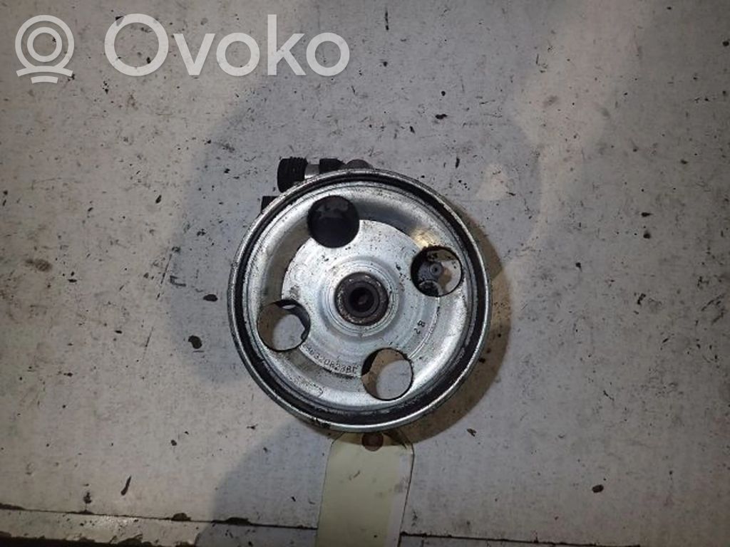 Citroen C8 Ohjaustehostimen pumppu 