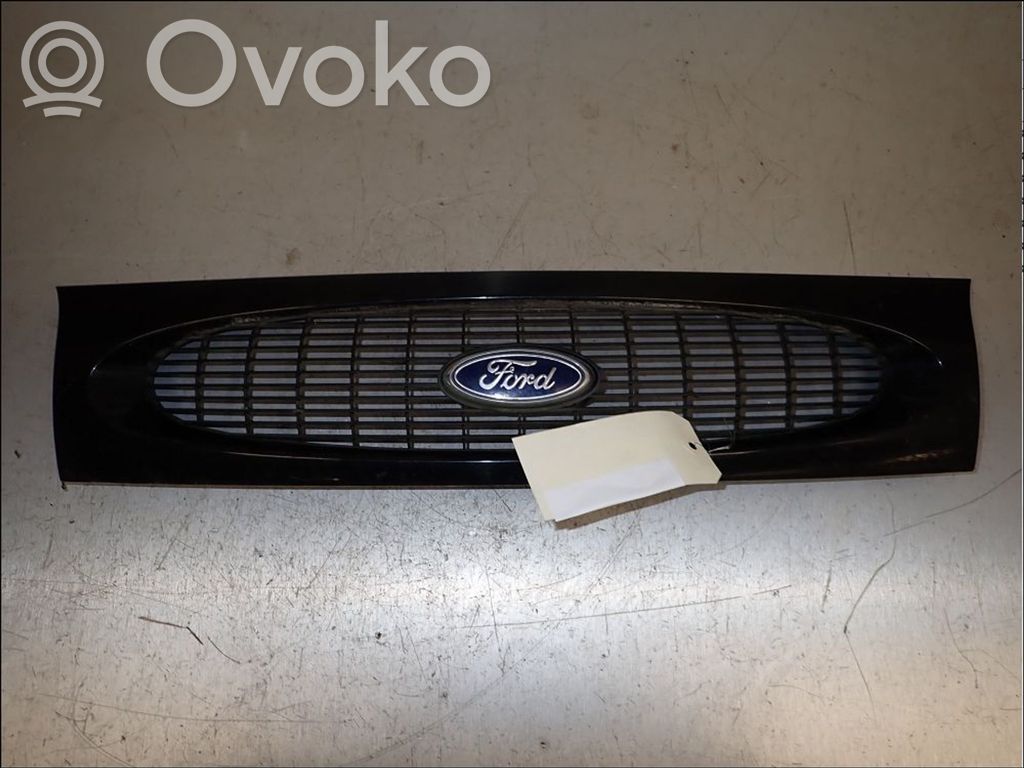Ford Fiesta Front bumper upper radiator grill 