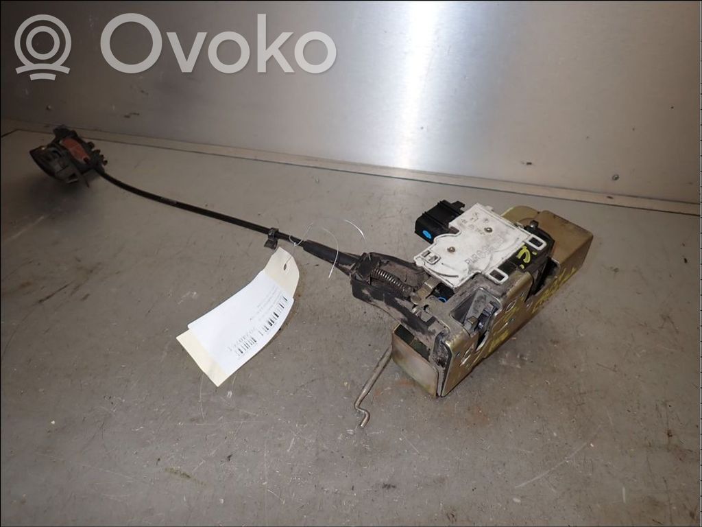 Ford Transit Priekšpusē slēdzene 