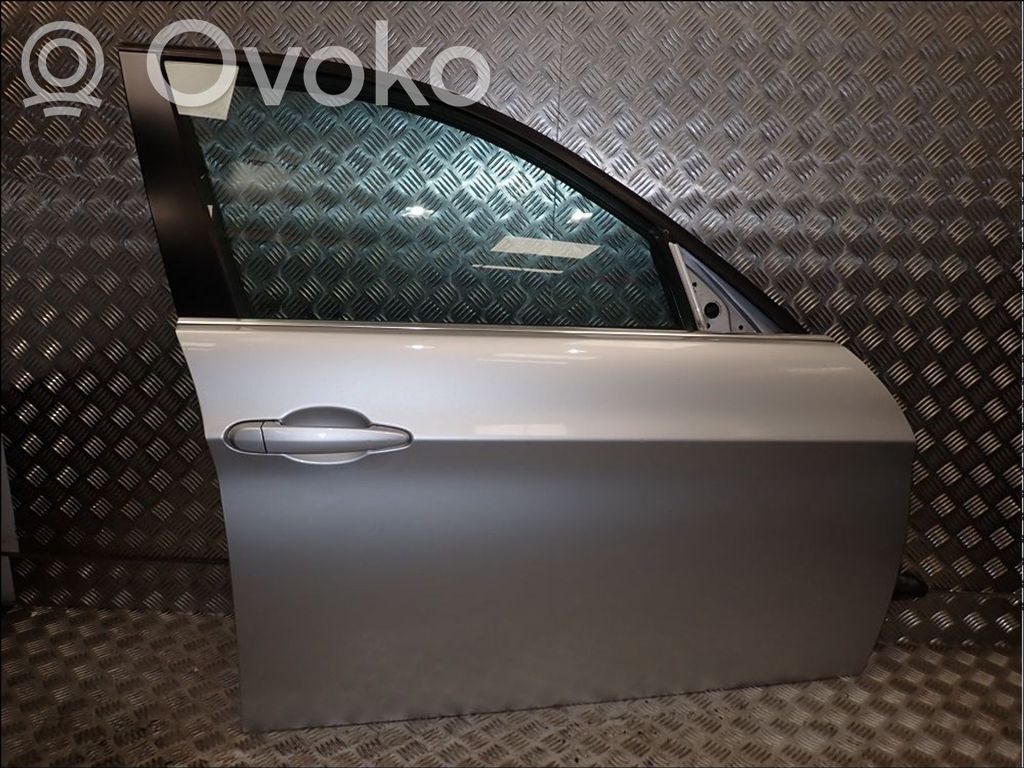 Tür vorne   41007203644