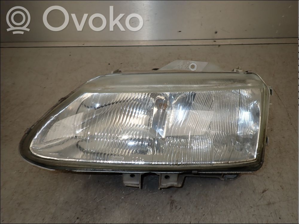 Renault Laguna I Scheinwerfer 