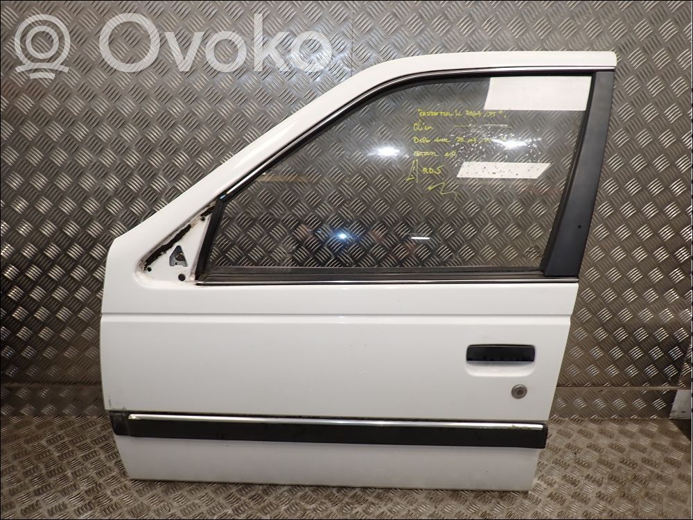 Peugeot 405 Durvis 