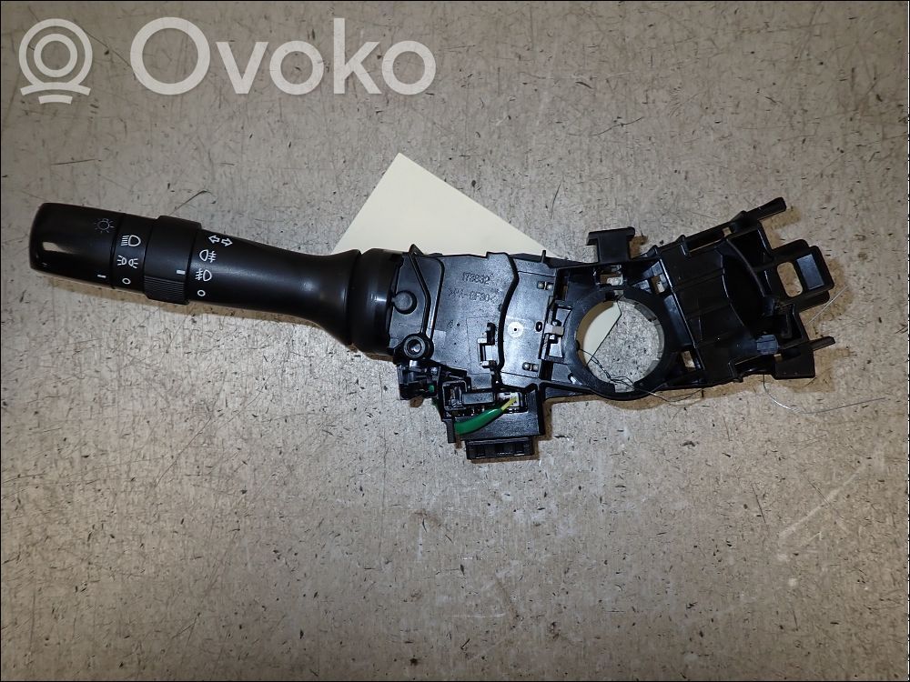 Toyota Yaris Palanca de intermitentes 