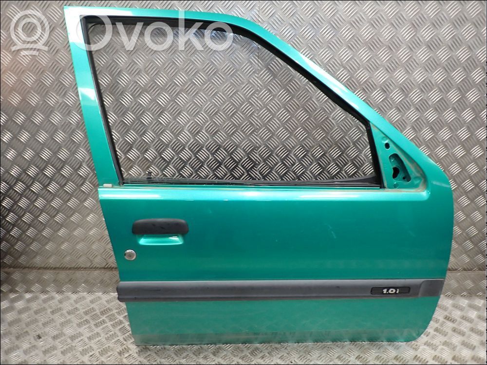 Puerta delantera   9004J2