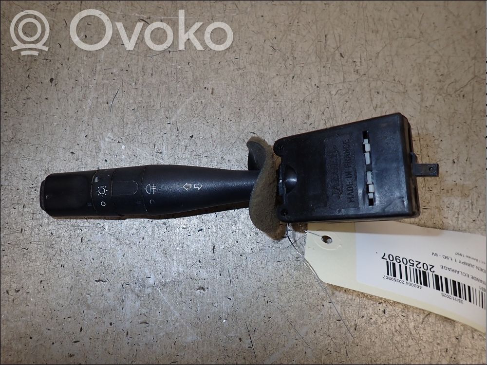 Indicator stalk