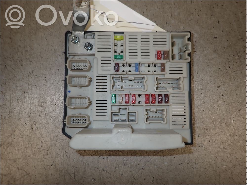 Renault Kangoo II Fuse module 