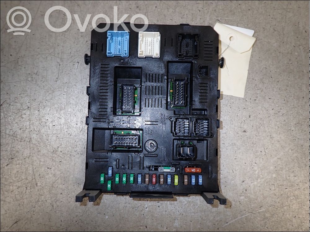 Peugeot 307 Fuse module 