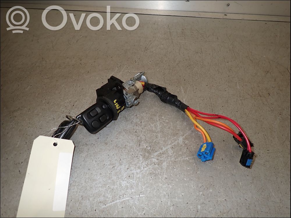 Peugeot 607 Steering wheel lock 