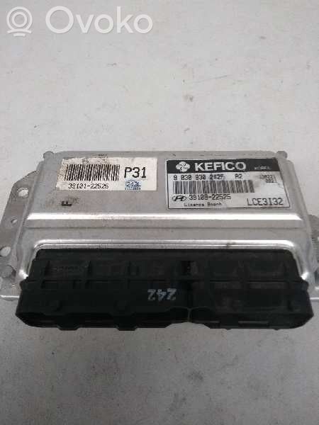 Hyundai Accent Engine control unit/module 
