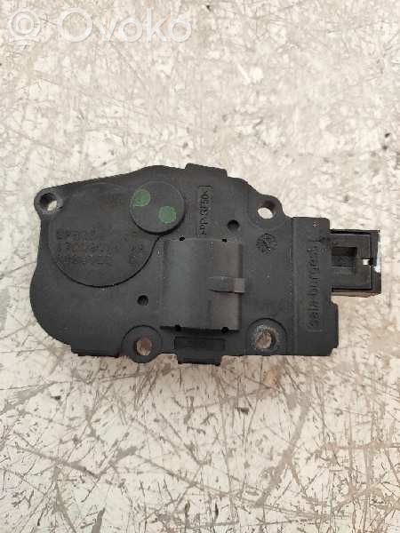 BMW 1 E81 E87 Interior heater climate box assembly housing 