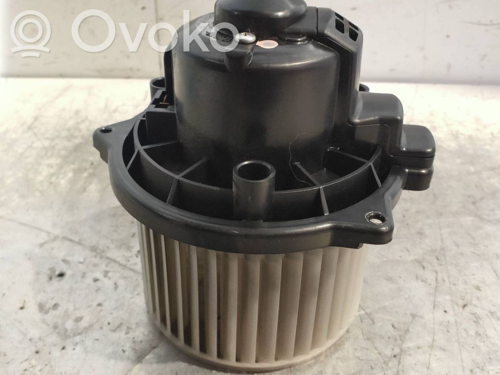 Suzuki Jimny Mazā radiatora ventilators 