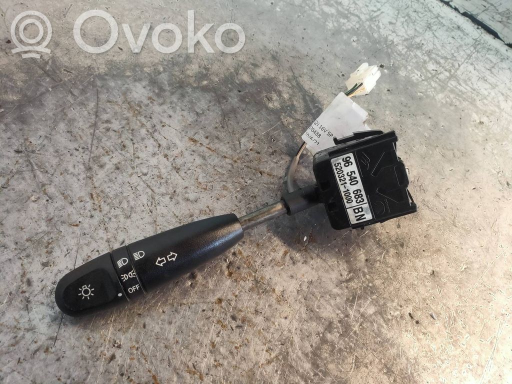 Interruptor de control del panel de luces   96540683,5203211000