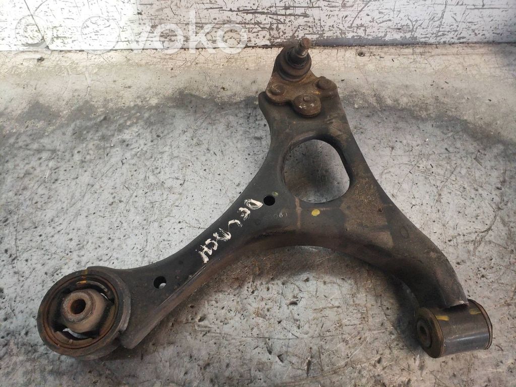 Brazo de suspensión delantero