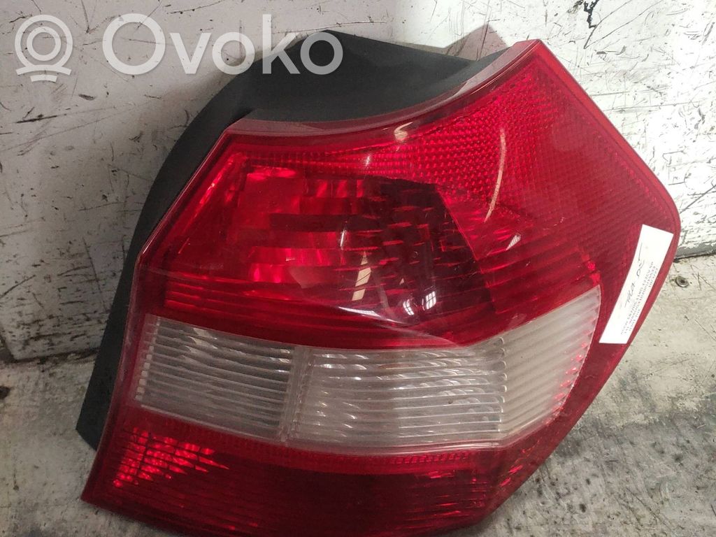 Rear/tail lights   692450211