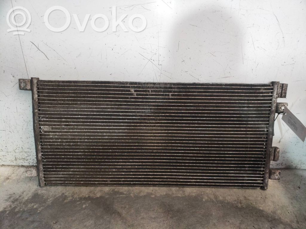 Radiateur condenseur de climatisation