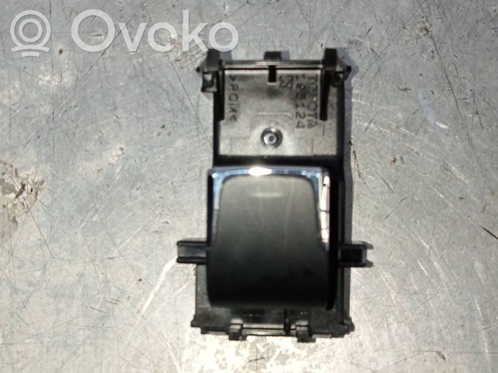 Electric window control switch   193124,3071J90