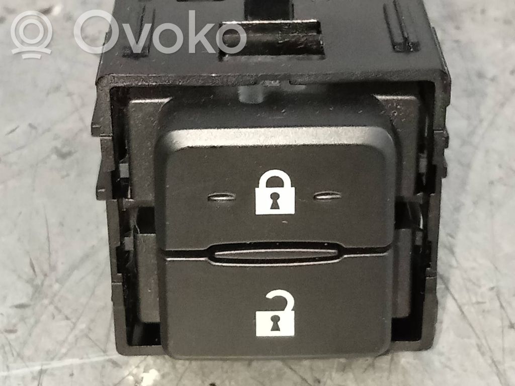 Other switches/knobs/shifts   1490C90,193149