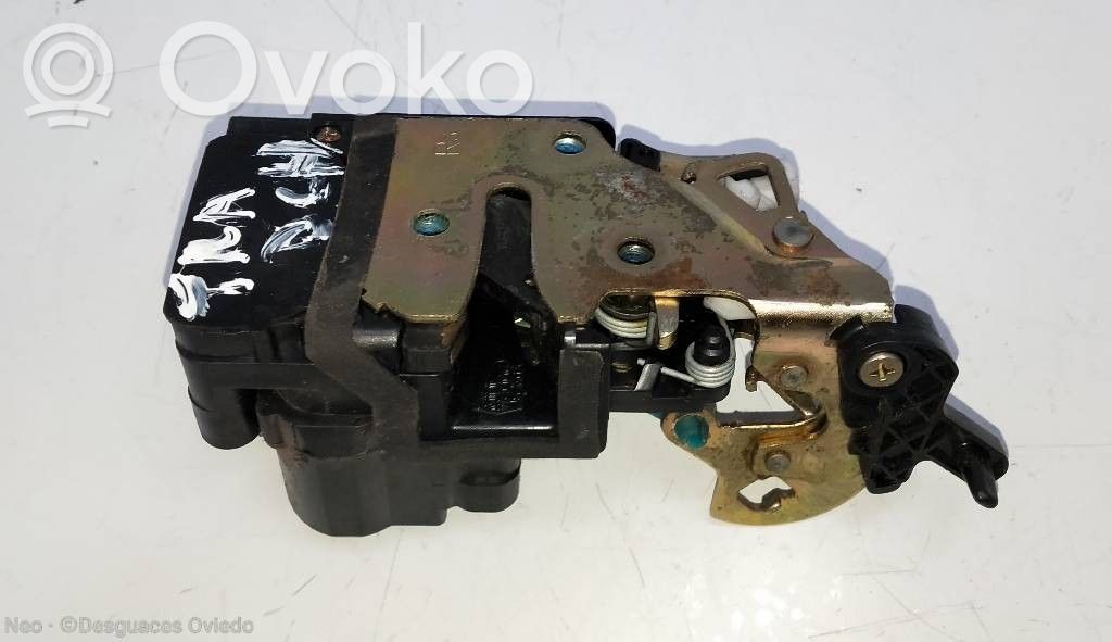 Motor de cierre de puerta trasera