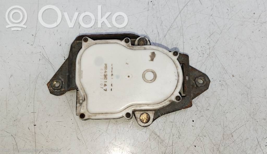 Mitsubishi Montero Motor blocare ușă spate 