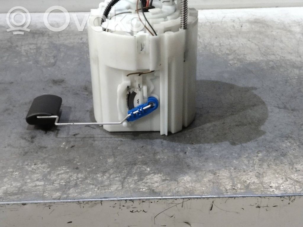 Bomba interna de combustible   31110G4100,1000G44319