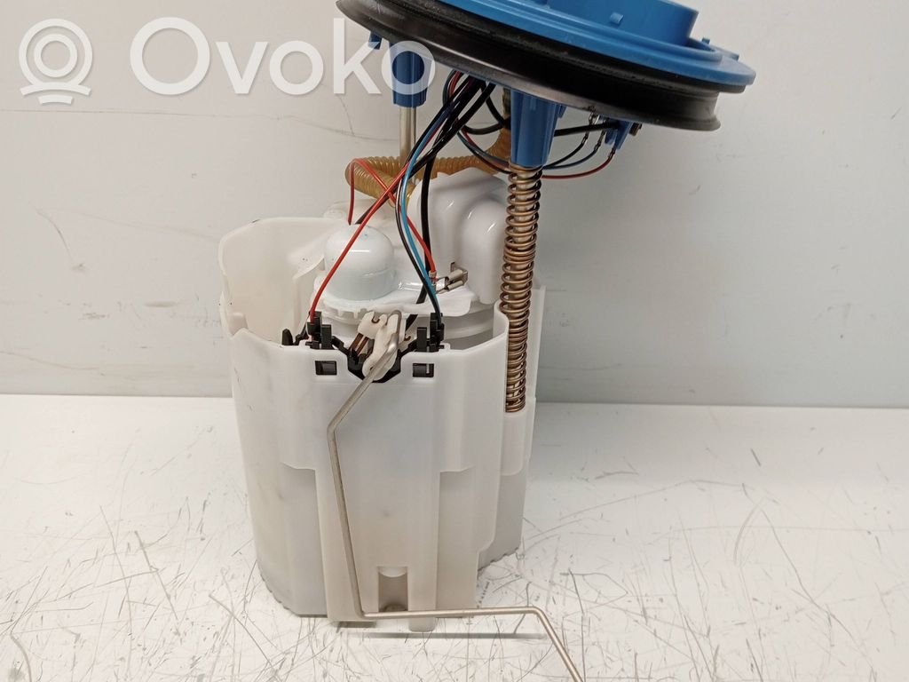 Bomba interna de combustible   058020001V,5WA919051A