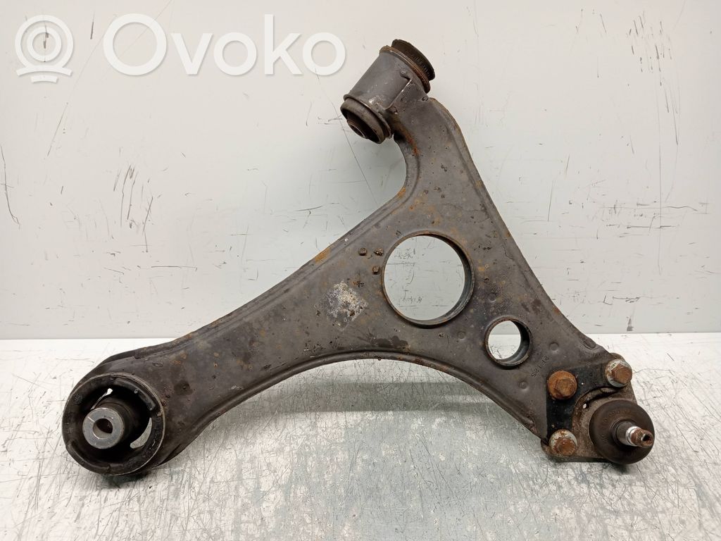 Mercedes-Benz A W168 Brazo de suspensión delantero 