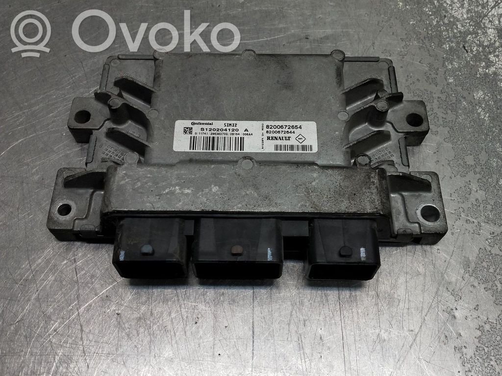Dacia Sandero Engine control unit/module 